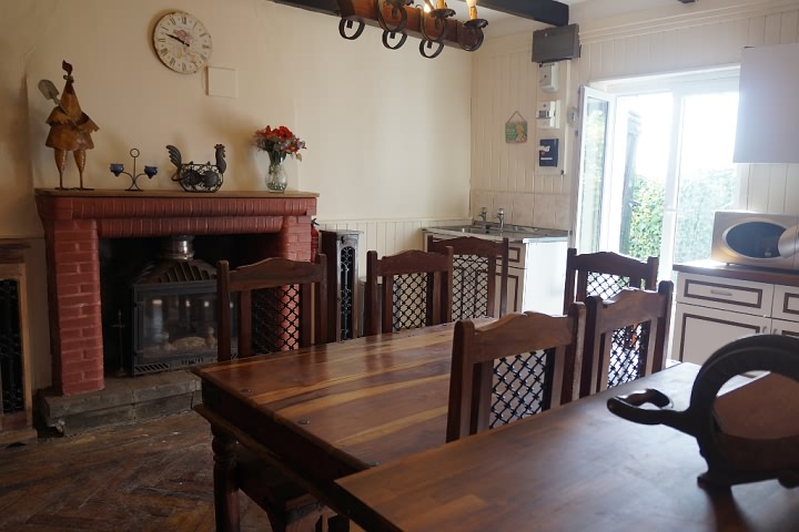 3 bed stone house for sale near Keraden