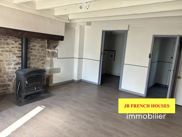 2 bed stone house for sale near Noth