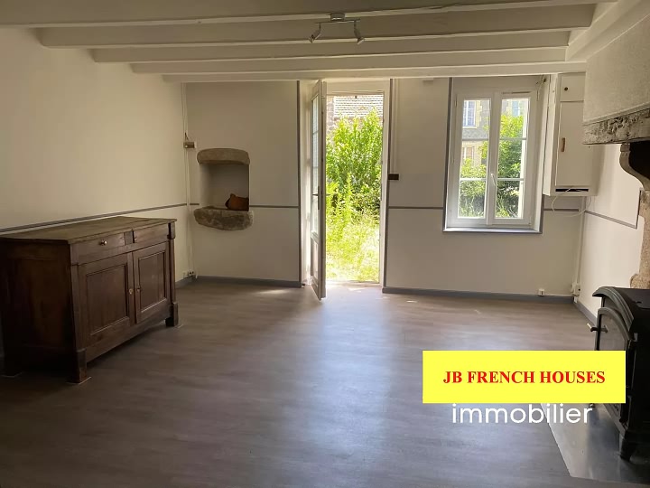 2 bed stone house for sale near Noth