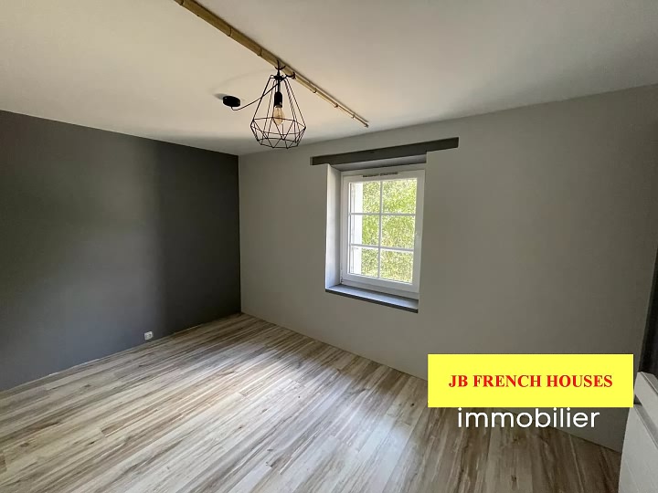 2 bed stone house for sale near Noth