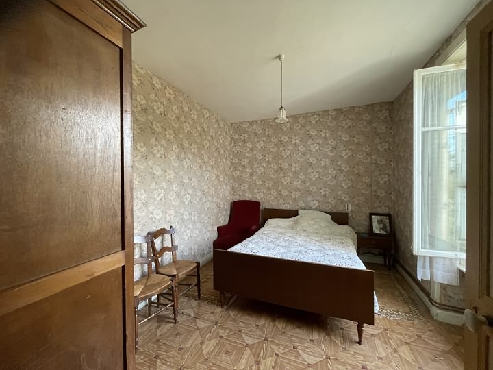 4 bed stone house for sale near Farebout