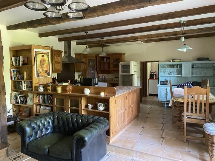 3 bed stone house for sale near Viam