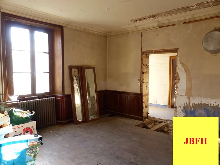 4 bed stone house for sale near Viennay