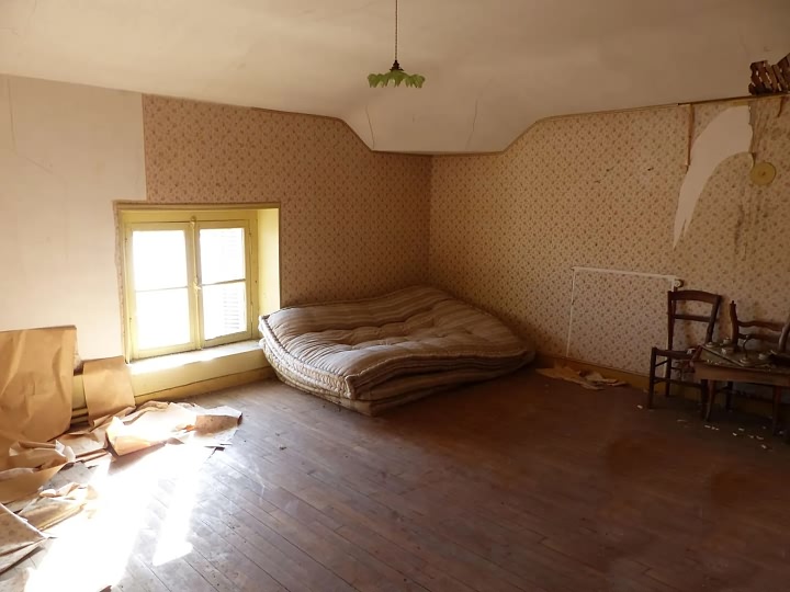 4 bed stone house for sale near Viennay