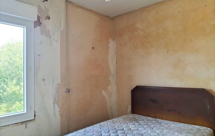 2 bed stone house for sale near Averton
