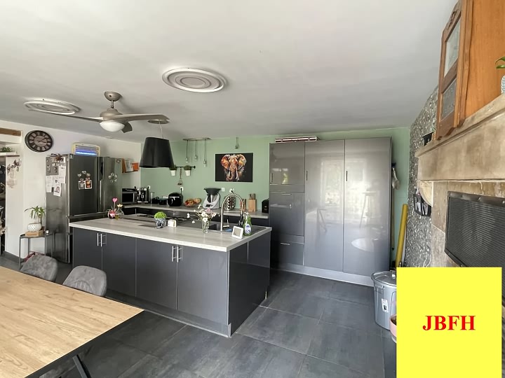 5 bed house for sale near Pliboux