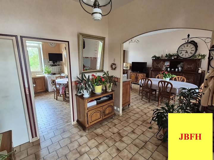 3 bed stone house for sale near Viennay
