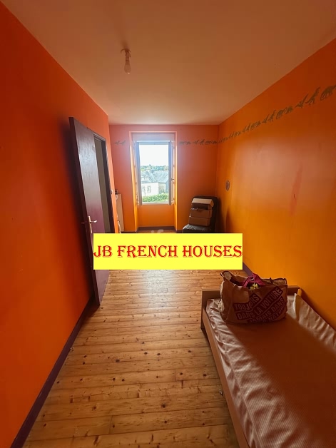 3 bed house for sale near Bonen