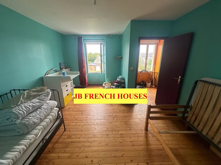 3 bed house for sale near Bonen