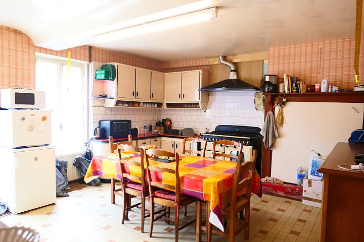 52 bed stone house for sale near Jarry