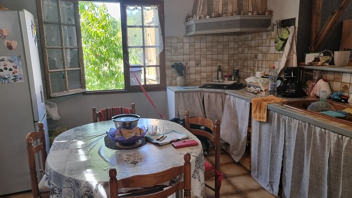 4 bed stone house for sale near Goulat