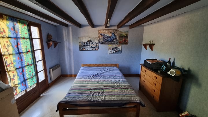 4 bed stone house for sale near Goulat
