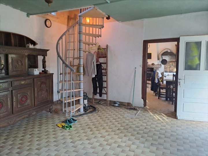 2 bed stone house for sale near Keraden