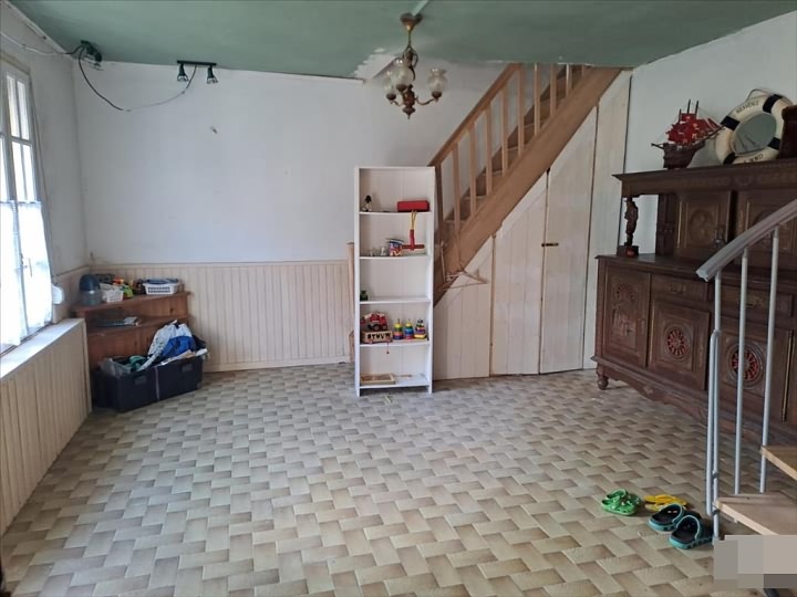 2 bed stone house for sale near Keraden