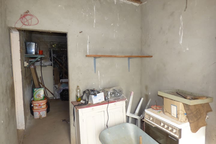 Barn to renovate near Missiriac