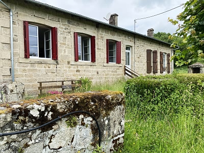 5 bed stone house for sale near Bujaleuf