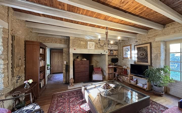 3 bed stone house for sale near Aubas