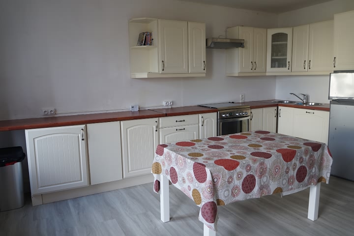 3 bed stone house for sale near Keraden