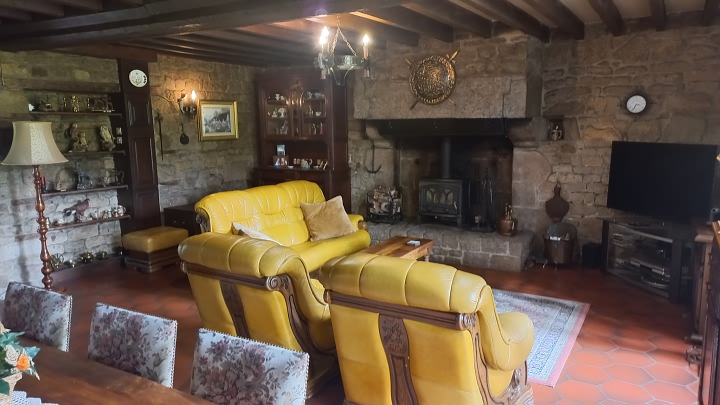 2 bed stone house for sale near Burcy