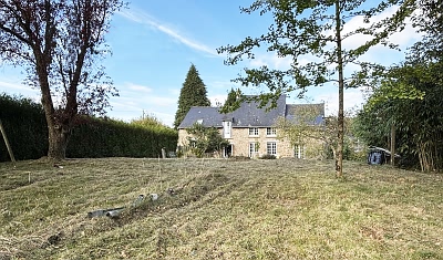 5 bed stone house for sale near Lesbois