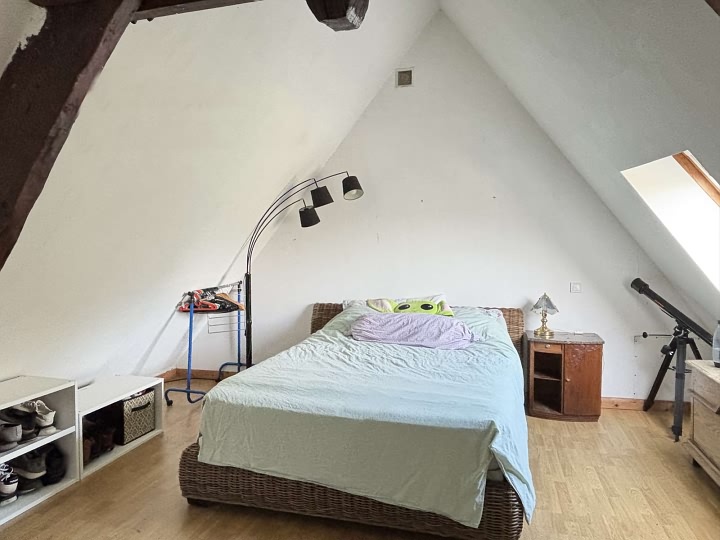5 bed stone house for sale near Lesbois