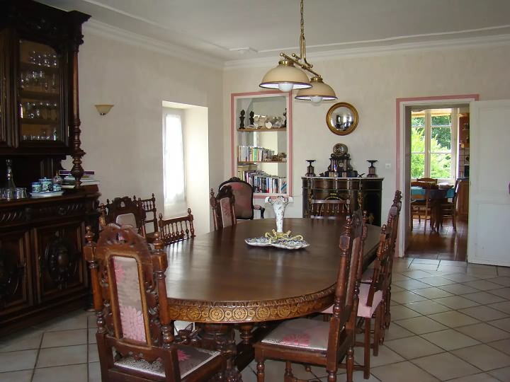 9 bed stone house for sale near Chez Vécant