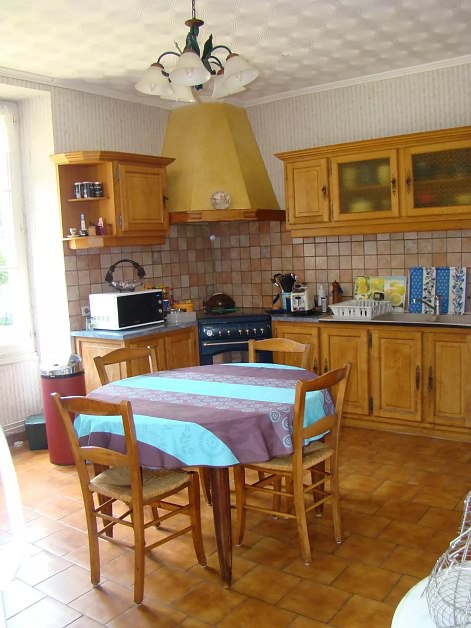 9 bed stone house for sale near Chez Vécant
