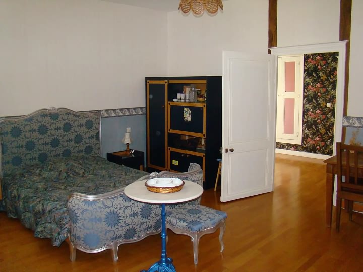 9 bed stone house for sale near Chez Vécant