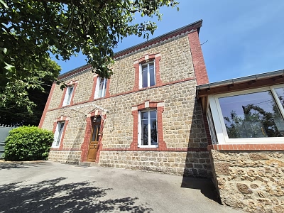4 bed stone house for sale near Clairet