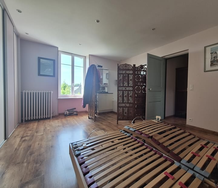 4 bed stone house for sale near Clairet