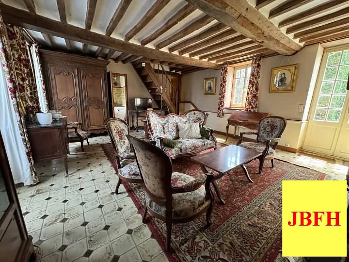 8 bed stone house for sale near Clairet