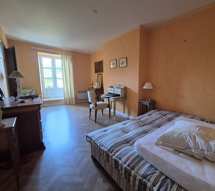 3 bed stone house for sale near Clairet