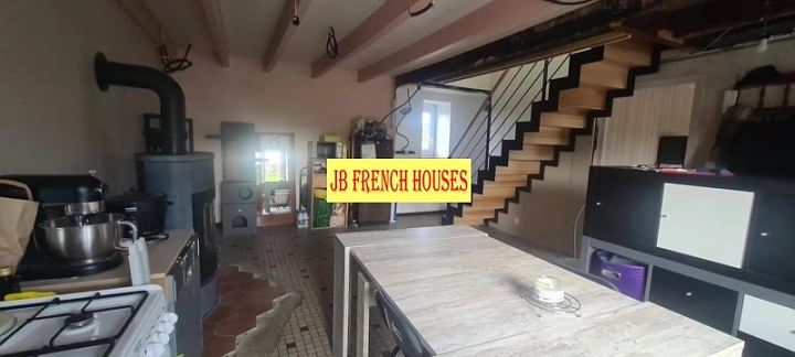 Stone house for sale near Lantic