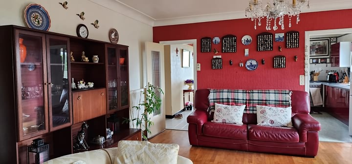 5 bed house for sale near Perret