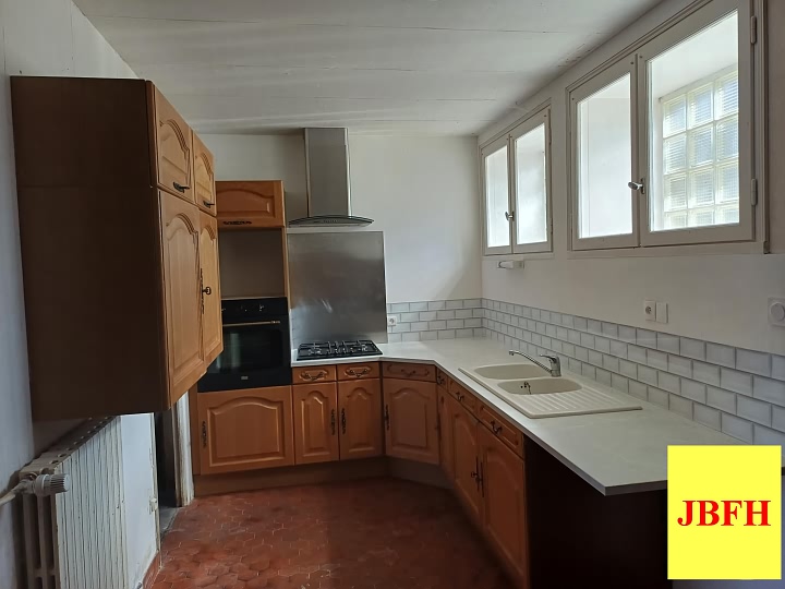 4 bed stone house for sale near Ardilleux
