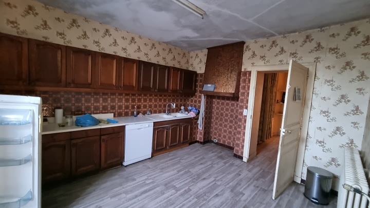4 bed stone house for sale near Goulat