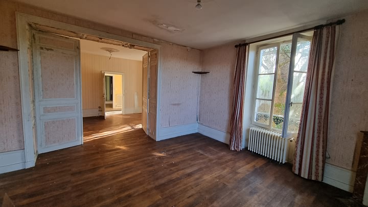 4 bed stone house for sale near Goulat