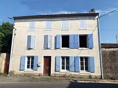 3 bed stone house for sale near Paillé