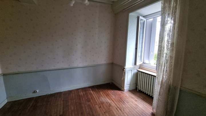 2 bed stone house for sale near Goulat