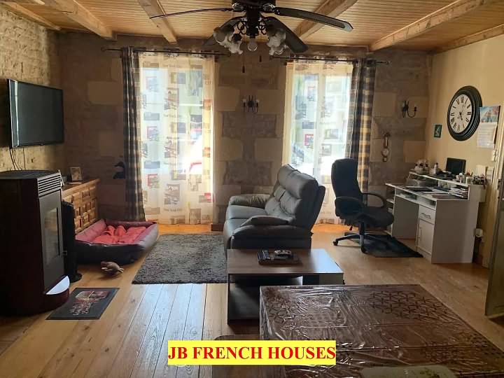 3 bed stone house for sale near Paillé