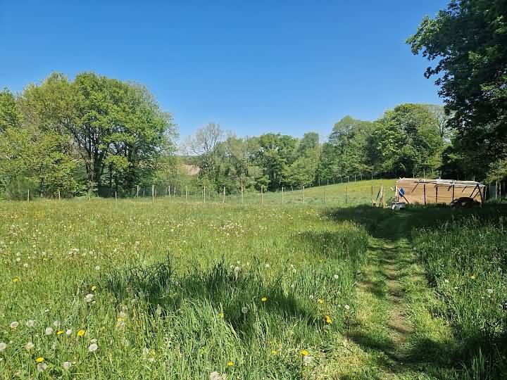 Maison en pierre de 3 chambres à vendre près de Le Sourn