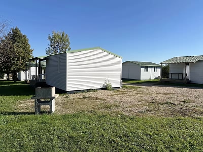 12 bed house for sale near Chez Vécant