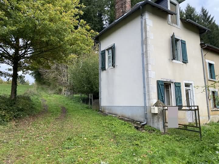4 bed stone house for sale near Grand Bueix