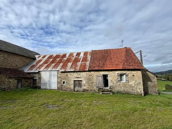 2 bed stone farmhouse for sale near Bujaleuf