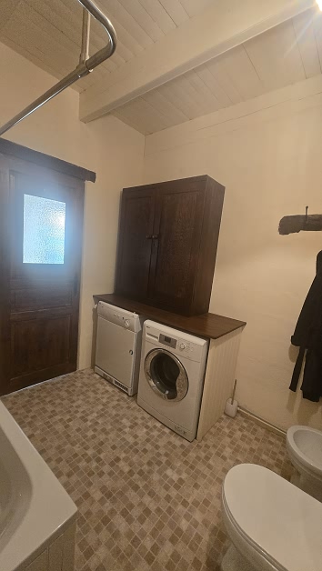 3 bed stone house for sale near Keraden