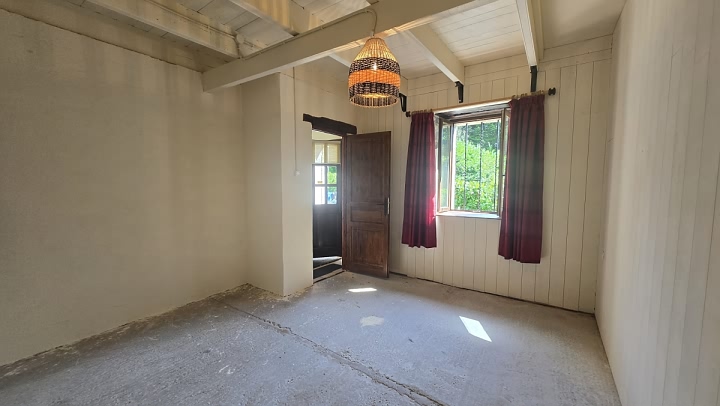 3 bed stone house for sale near Keraden