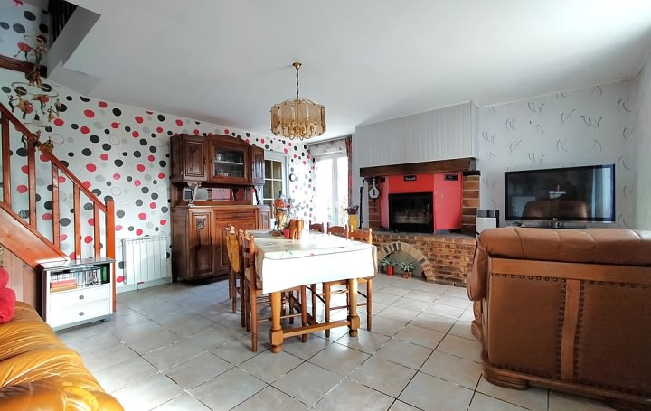 3 bed stone house for sale near Averton