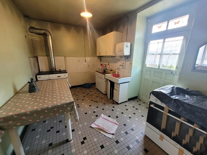 Stone house for sale near Clairet