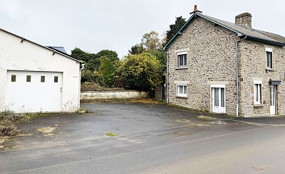 2 bed stone house for sale near Lesbois