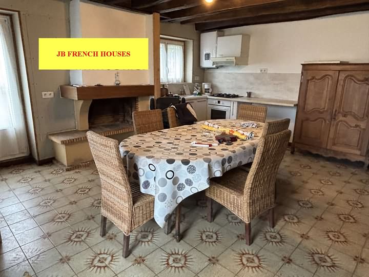 2 bed stone house for sale near Lesbois
